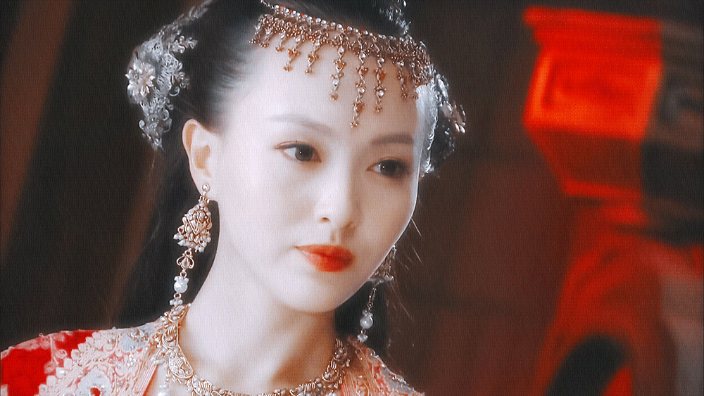 唐嫣 | 独孤宁珂
cr:远山微雾