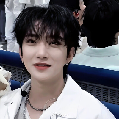 “ This is my bunny. ”
【SEVENTEEN Joshua 洪知秀】