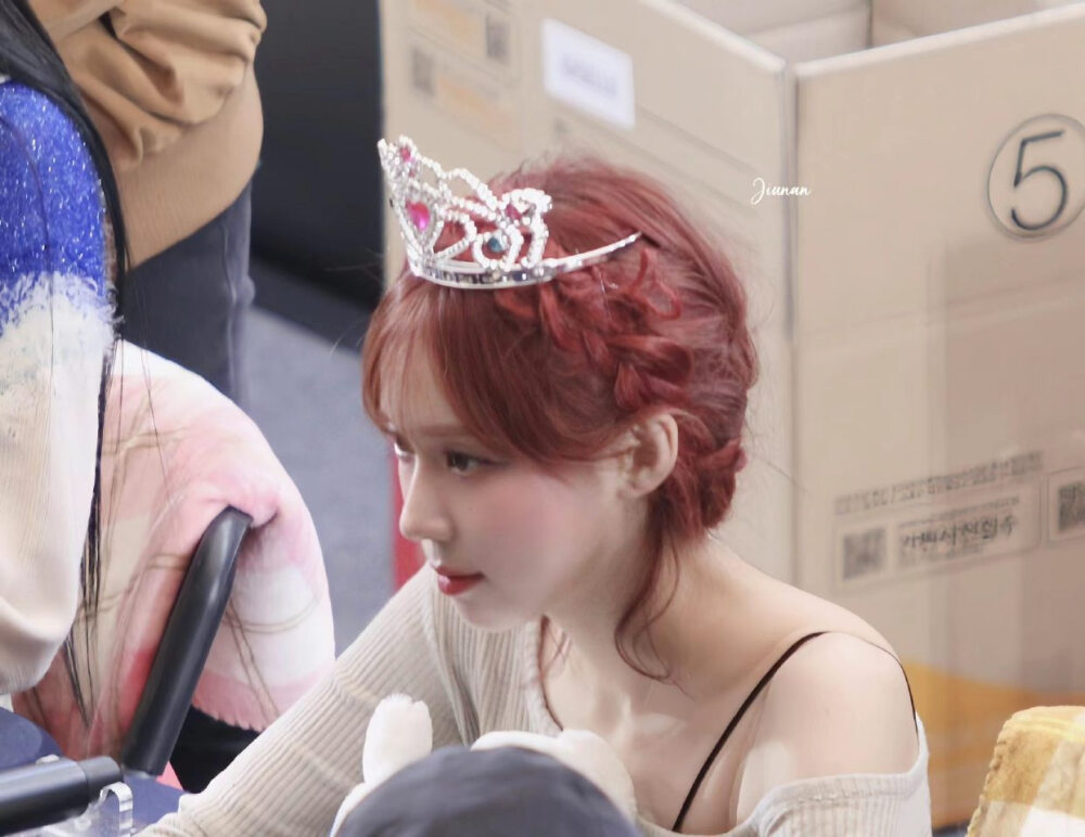 金玟庭 饭拍高清