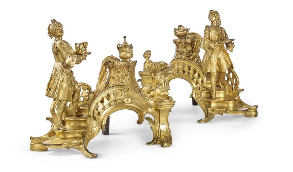 路易十五研金工艺摆件，雅克·卡菲利
最终成交价352,800美元
