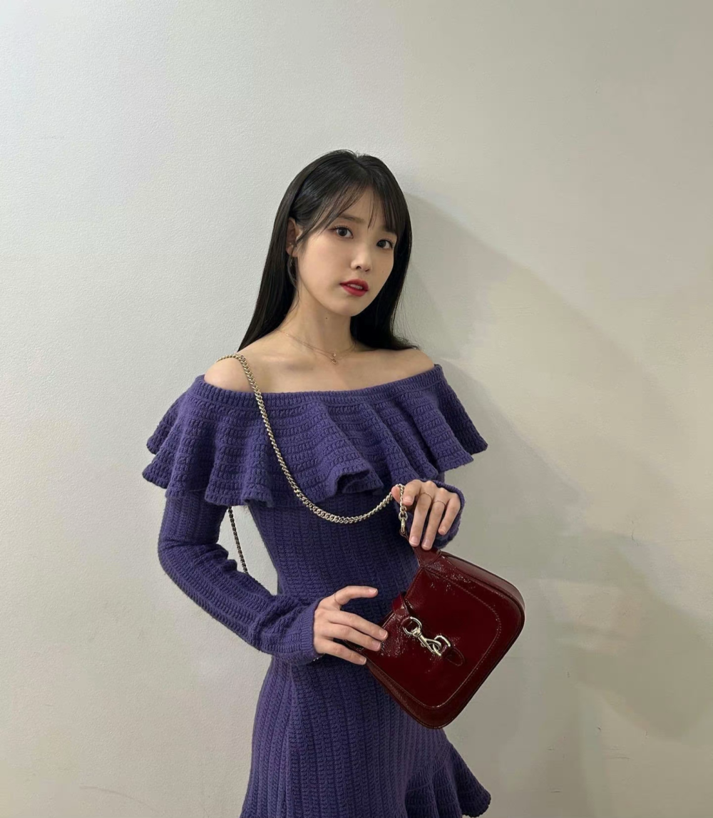 李知恩 IU