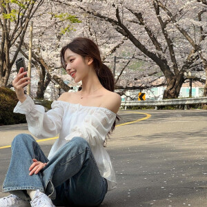 ins自截女生头像