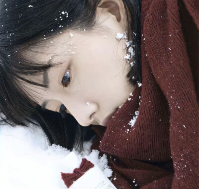 初雪 女头