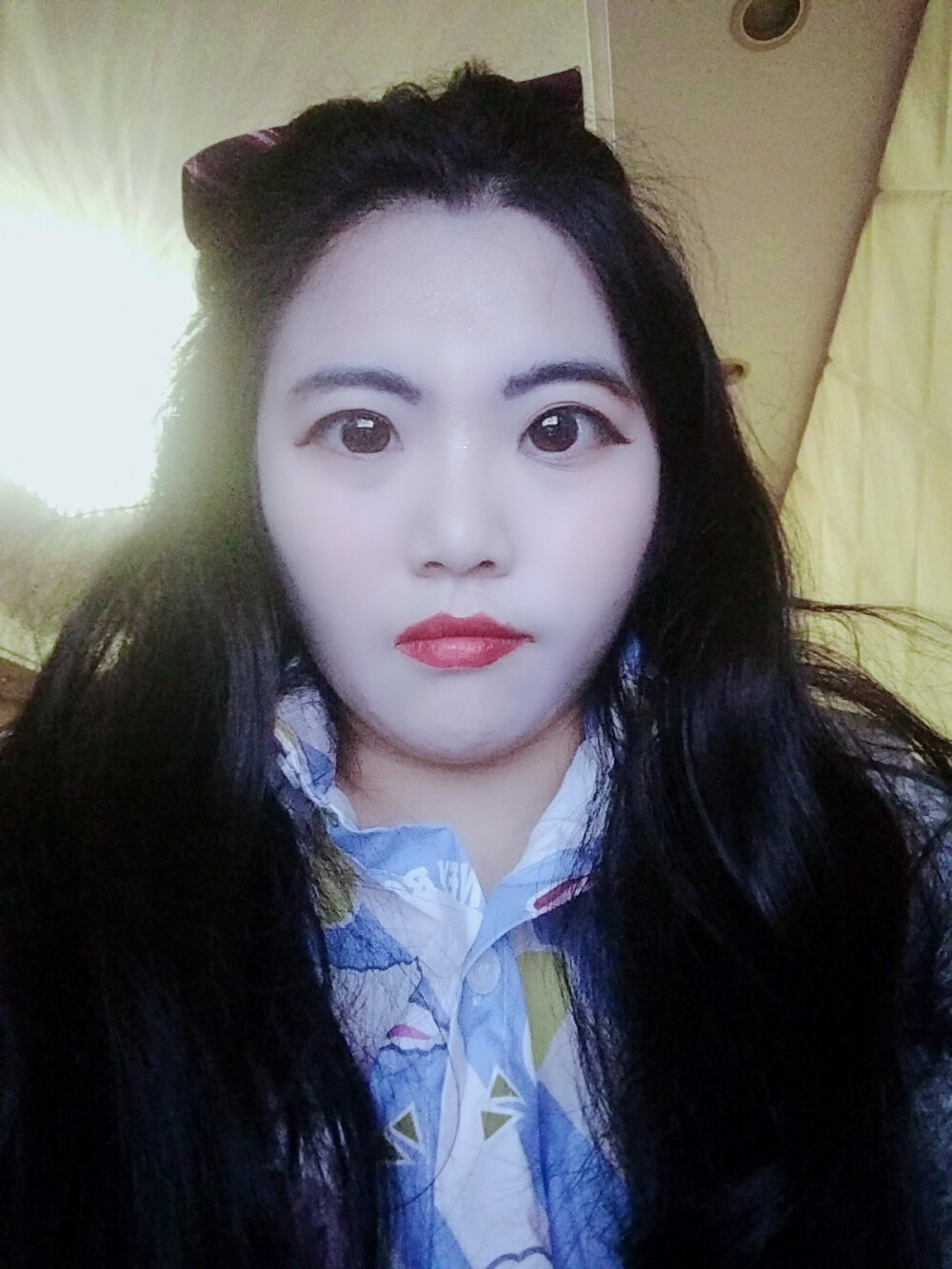 左脸面瘫有灰色胎记长头发邱莹莹我最近最近一直不能来月经 一直想喝冰的矿泉水