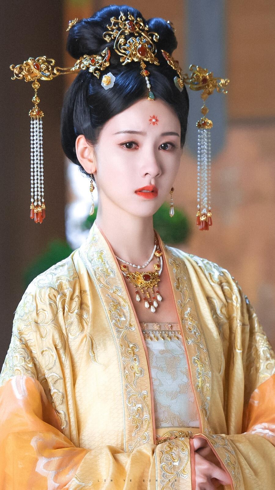 一念关山｜陈都灵
cr：林野沁色