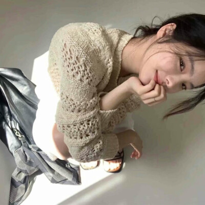呃