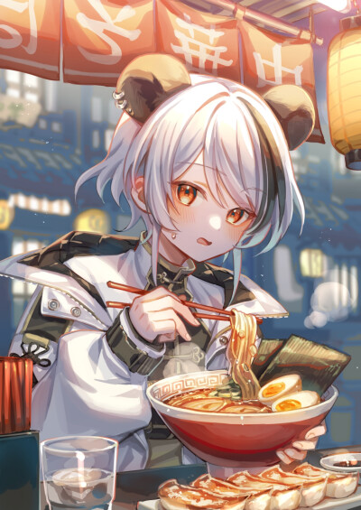 熊猫ラーメン
ID: 113818824
すざく（旧名*zoff）