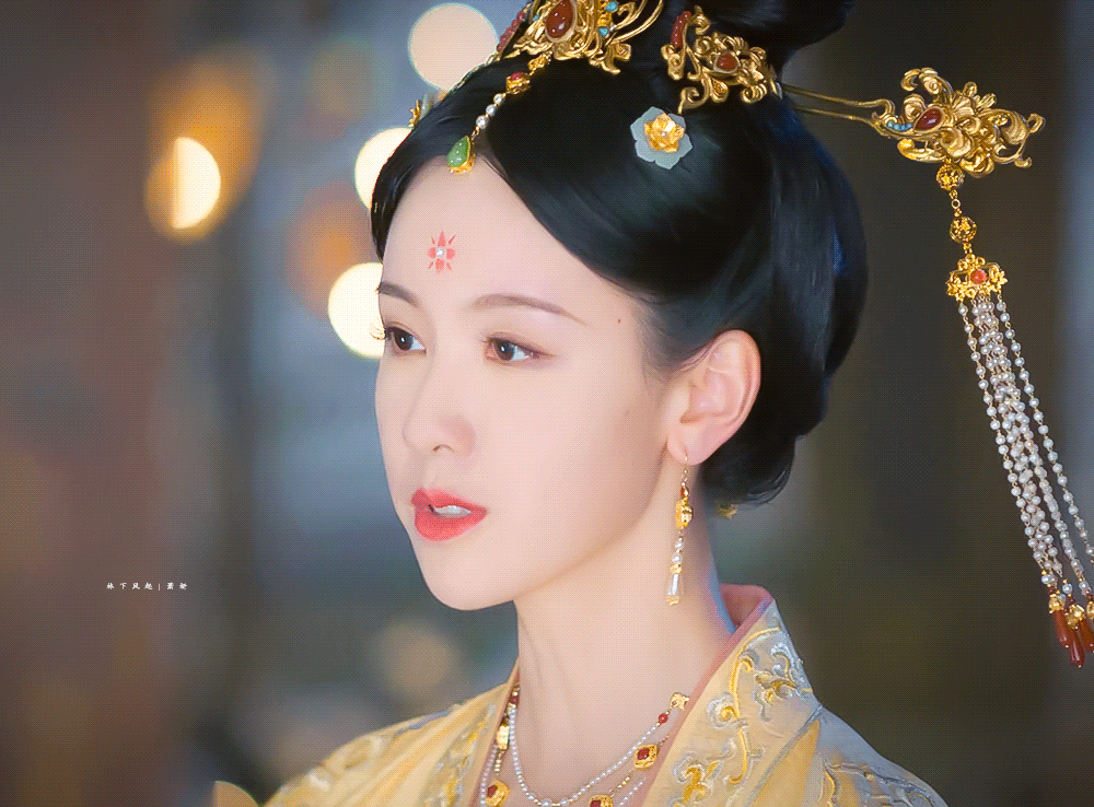 陈都灵 | 萧妍
cr:林下风起