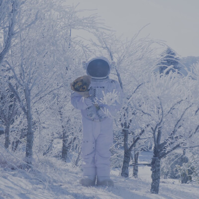 唯美太空人宇航员头像