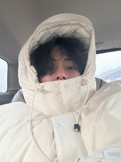 金泰亨
231211 weverse