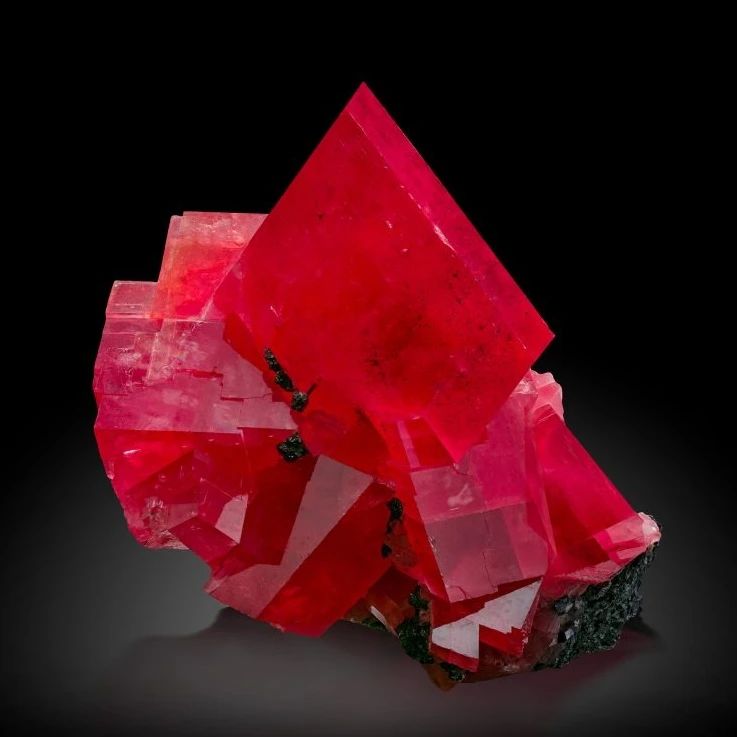 Rhodochrosite 菱锰矿 红 Sweet Home Mine, Alma, Park County, Colorado 科罗拉多州 美国 Size 9 cm x 7.5 cm x 7 cm