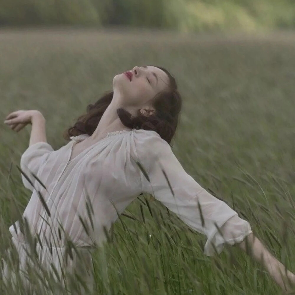 欧洲风欧美女孩聊天头像