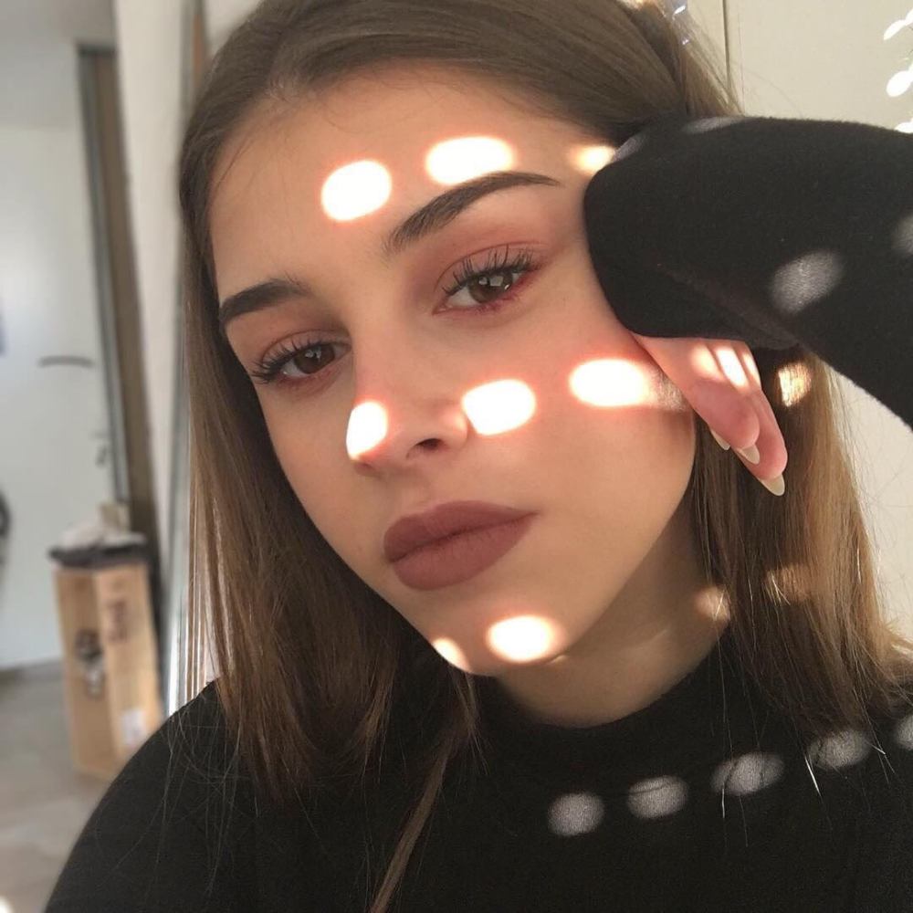 欧洲风欧美女孩聊天头像