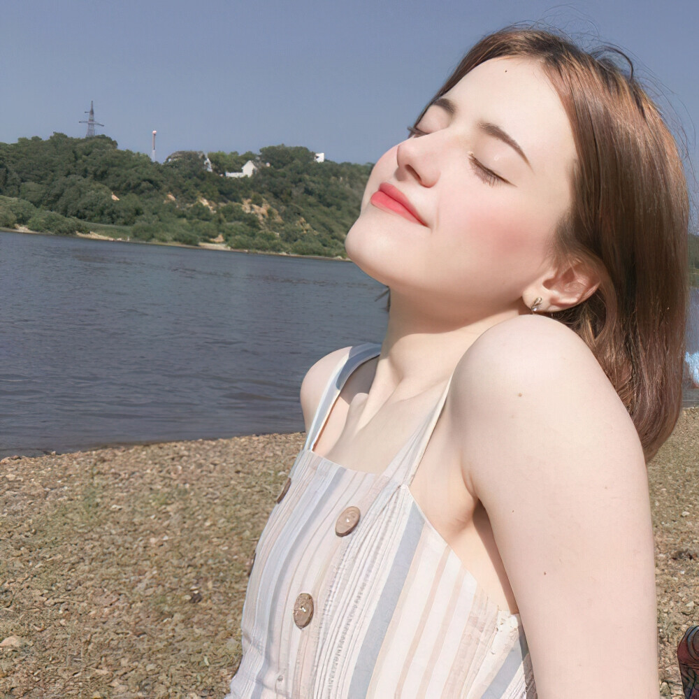 欧洲风欧美女孩聊天头像