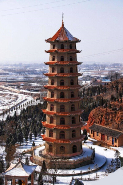 甘 靖遠 法泉寺塔