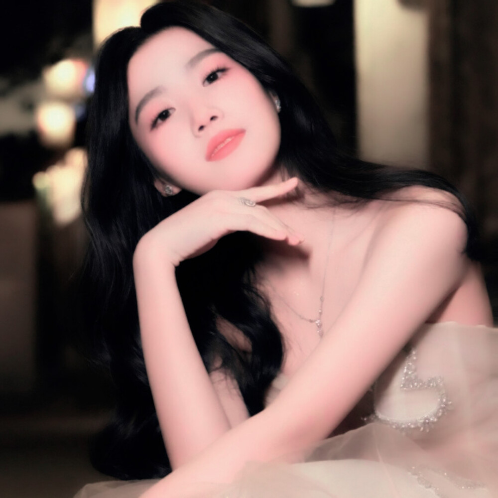 
Avancer lentement"星星与我对视着（在此刻）...