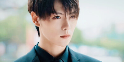 肖宇梁
©HSY-V
