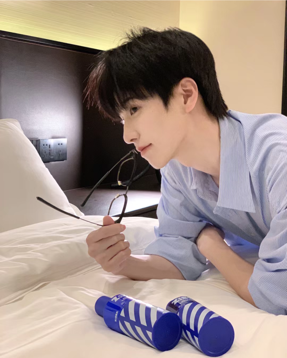 裤裤的男生头像