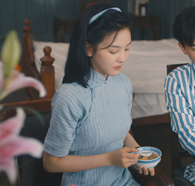 凭栏一片风云起