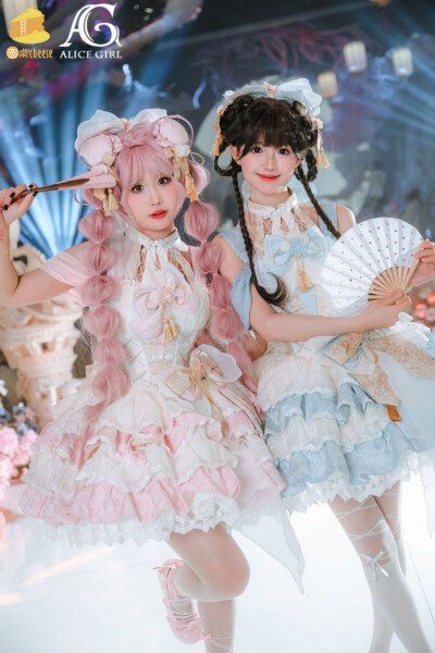 茶会的图出啦，小杨小蒋真的太米了吧，这下真的被芯海观山种草啦 #Lolita #lo裙 #lo娘 