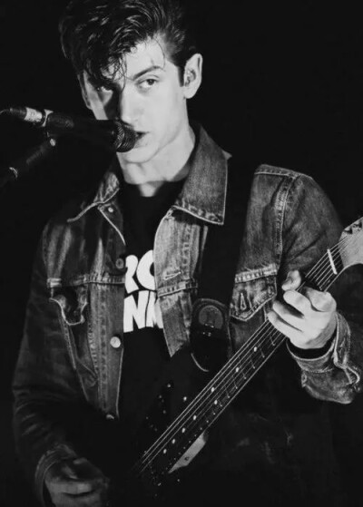 Arctic Monkeys主唱Alex Turner 