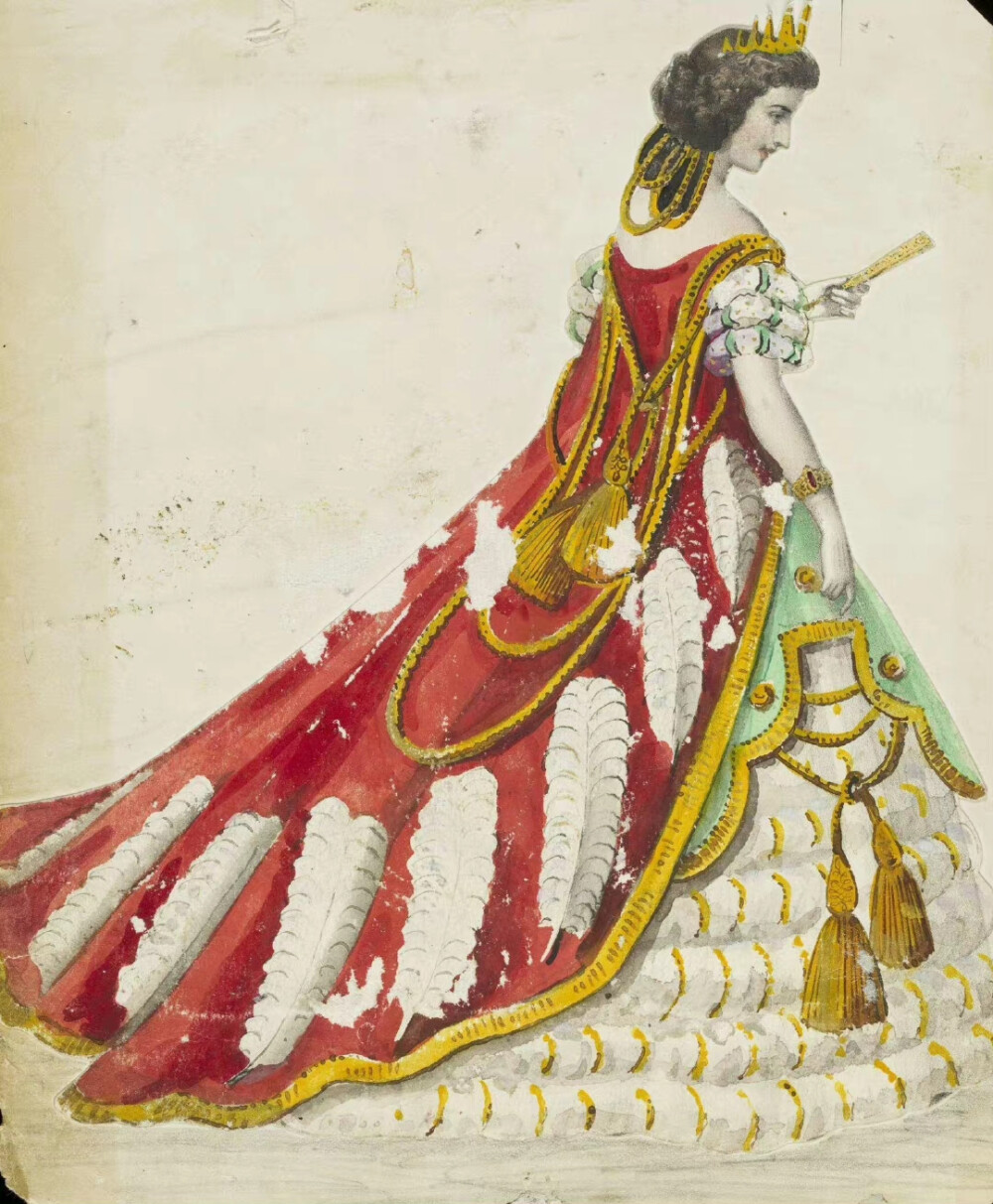 维多利亚与阿尔伯特博物馆收藏19世纪中叶，来自worth时装屋的化妆舞会服饰手稿。在 1860 年代，法国时尚缪斯欧仁妮皇后举办了许多奢华的化装舞会，舞会上的宾客们都会穿着由worth设计的极具创意性的服饰，这些服饰中，有精灵天使、也不乏洛可可式的妩媚婀娜，甚至有些还有古老的巴比伦、腓尼基元素。 ​​​