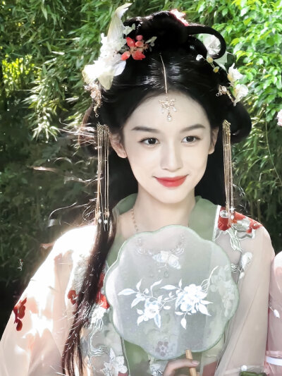 ▪周也
cr.青雾橘