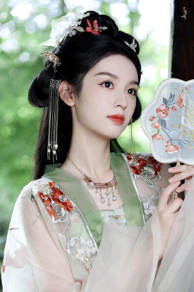 ▪周也
cr.青雾橘