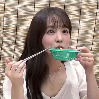 朴宝英 の 头像