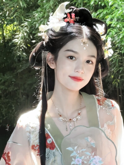 ▪周也
cr.青雾橘