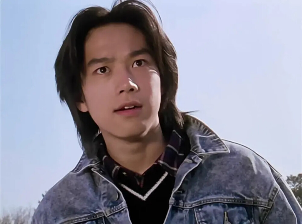 高山我梦
吉冈毅志
盖亚奥特曼