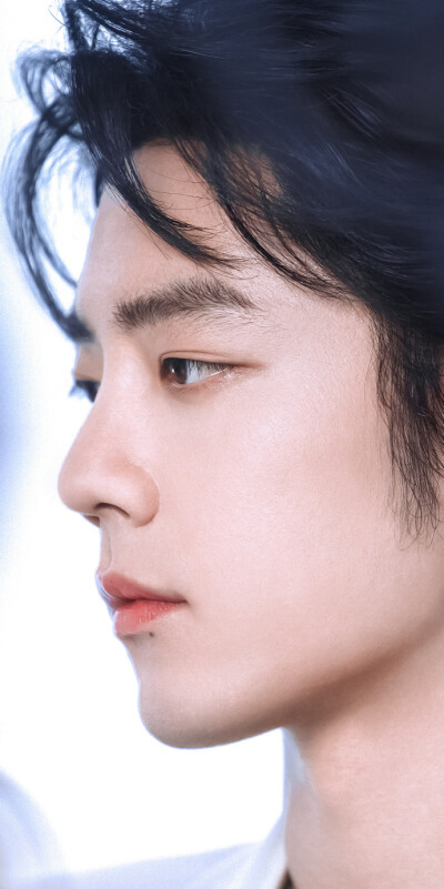 日常见肖战 2023.12.22 cr：宇宙边缘星 