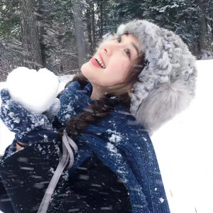 冬天雪景女生头像