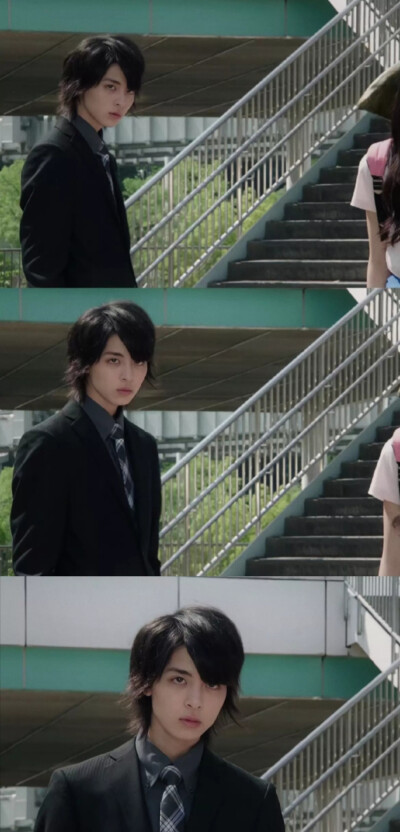 吴岛光实
高杉真宙
假面骑士铠武