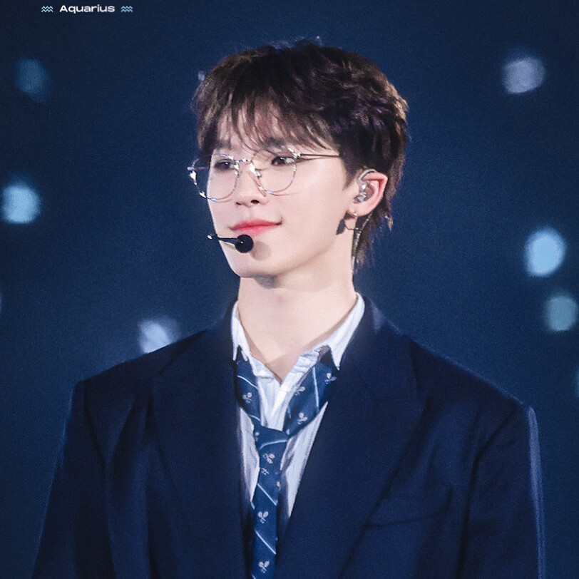 cr.DINO-Aquarius
李灿可二改