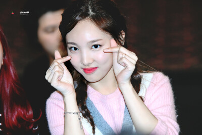 林娜琏 nayeon