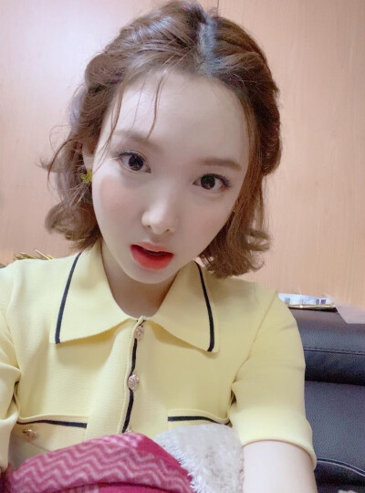 林娜琏 nayeon