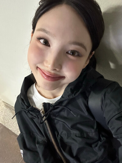 林娜琏 nayeon