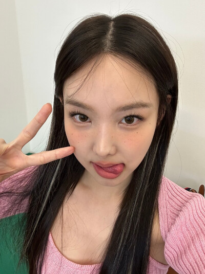 林娜琏 nayeon