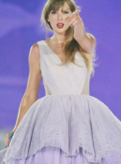 霉霉
泰勒斯威夫特巡演大电影
Taylor Swift
The Eras Tour