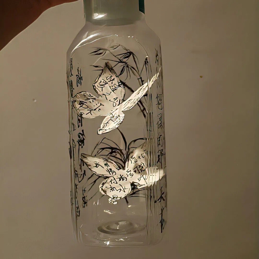 WeChat蝴蝶背景图
