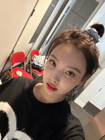 林娜琏 nayeon