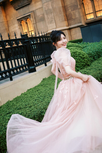 赖美云