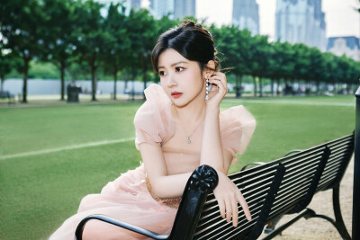 赖美云