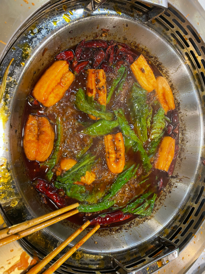 仪式感
美食当前，减肥是什么
一波减肥拦路虎
美食 小吃 颜值饮料
唯美食不可辜负
来一波放毒
两个人的暖心聚餐
