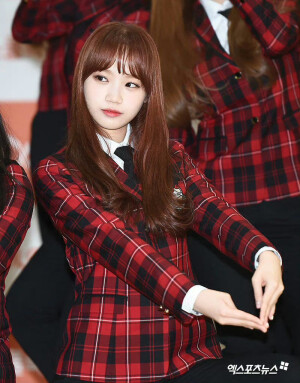 金采源 chaewon