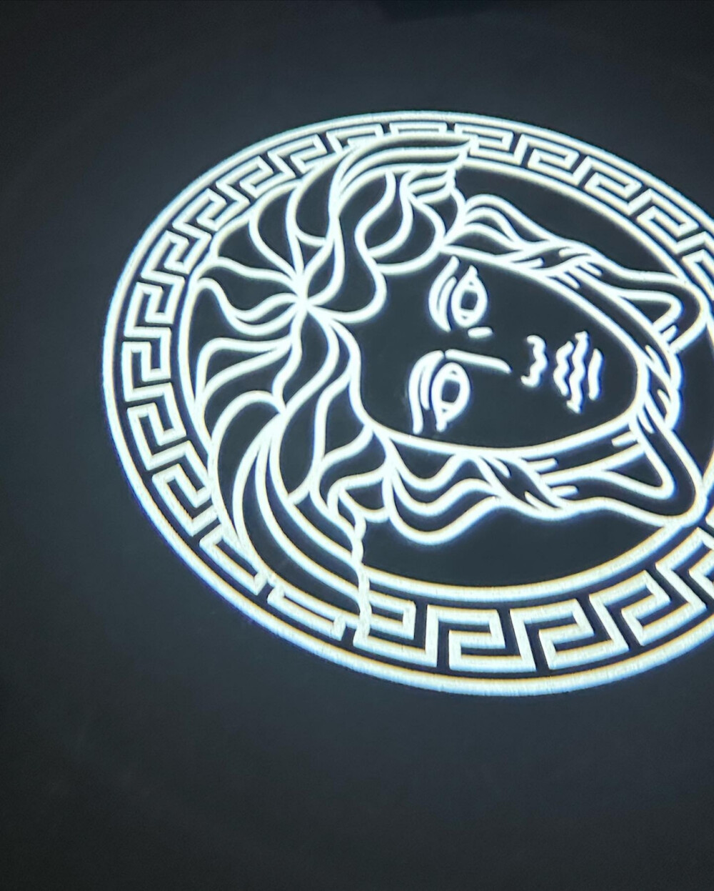 宁宁2023.10.20发的ins