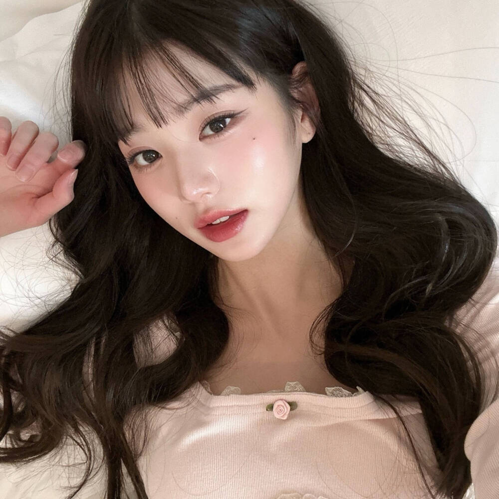 女神大人↖(^ω^)↗