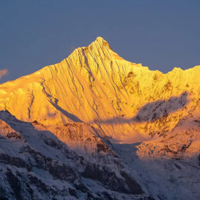 小众高山背景图
图源网络