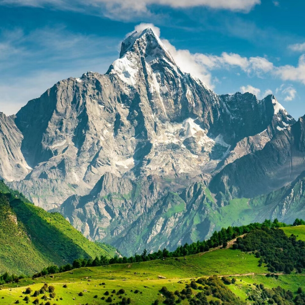 小众高山背景图